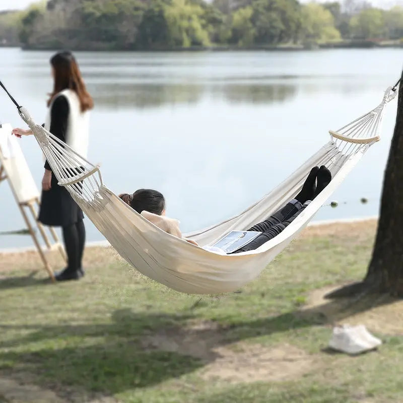 Outdoor Swing Poly-cotton Hammock Indoor Balcony Hanging Chair Outdoor Camping Hammock Smart Desion