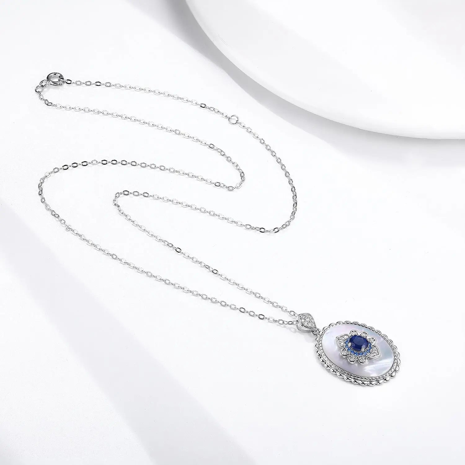 Sterling Silver Inlaid Light Luxury Natural Sapphire Pendant Necklace Smart Desion