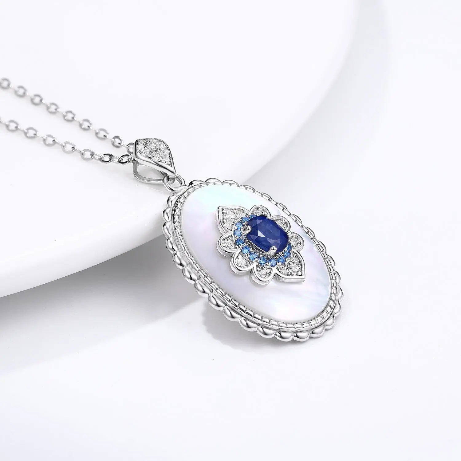 Sterling Silver Inlaid Light Luxury Natural Sapphire Pendant Necklace Smart Desion