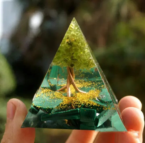 Pyramid Decoration Natural Crystal Gravel Energy Tower Smart Desion