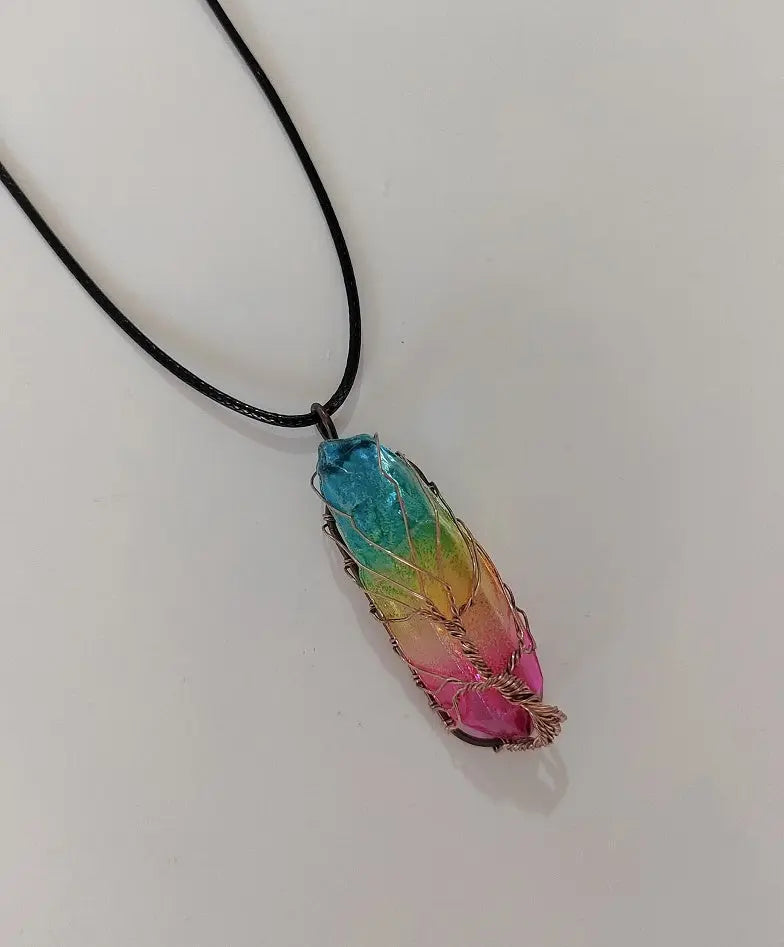 Hot Selling Stone Crystal Pillar Tree Of Life Pendant Ins Fashion Necklace Smart Desion