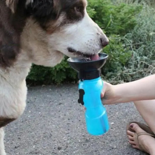 Portable Water Bottle Drinker For Pet Dogs Smart Desion