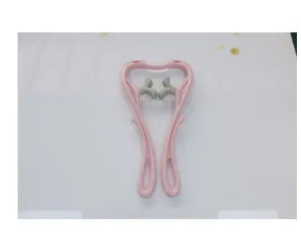 Multifunctional Manual Six-wheel Neck Massager Massage Relieve Roller Massage Tool Smart Desion